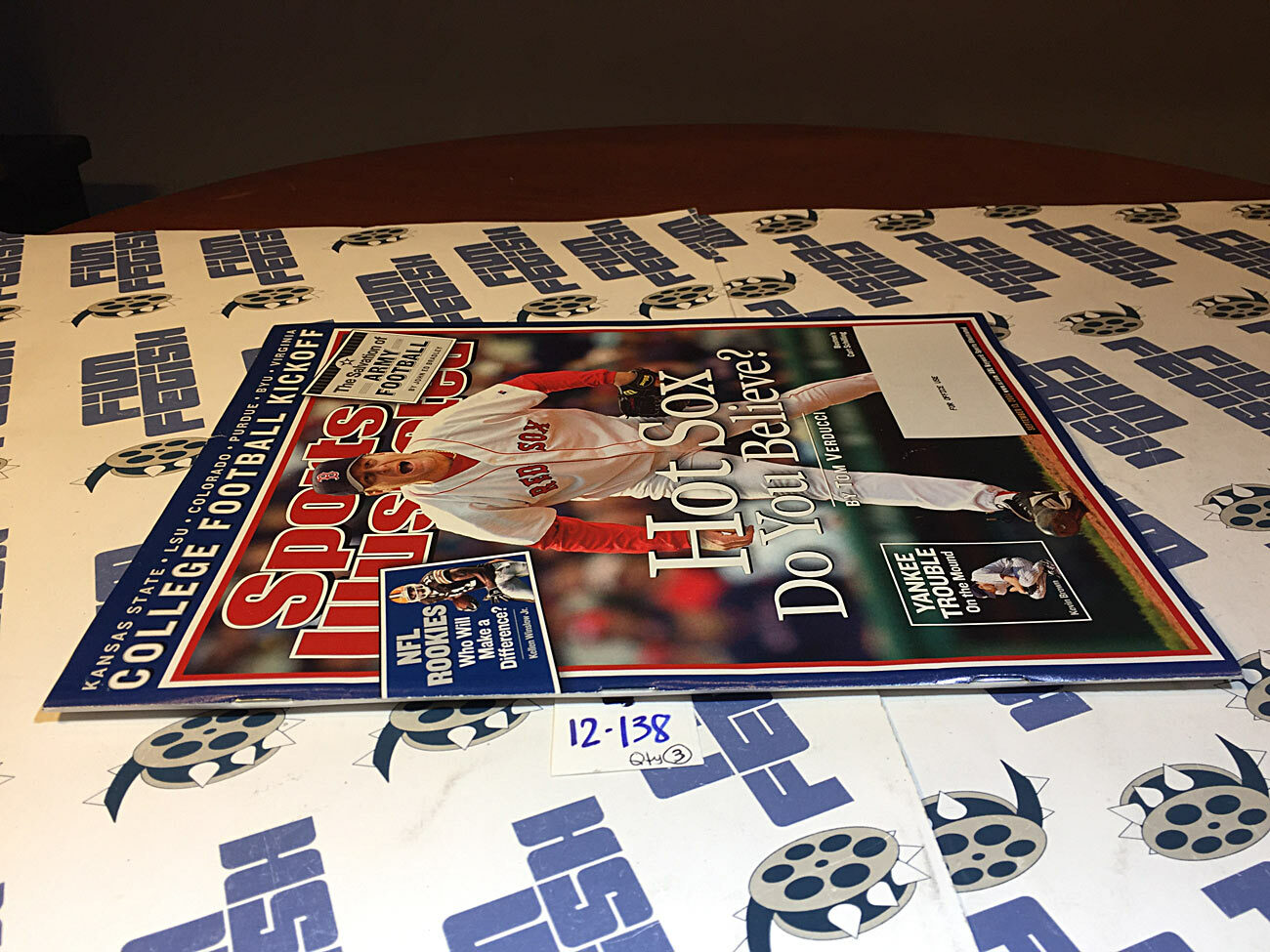 Sports Illustrated Magazine (September 13, 2004) Curt Schilling - Image 3